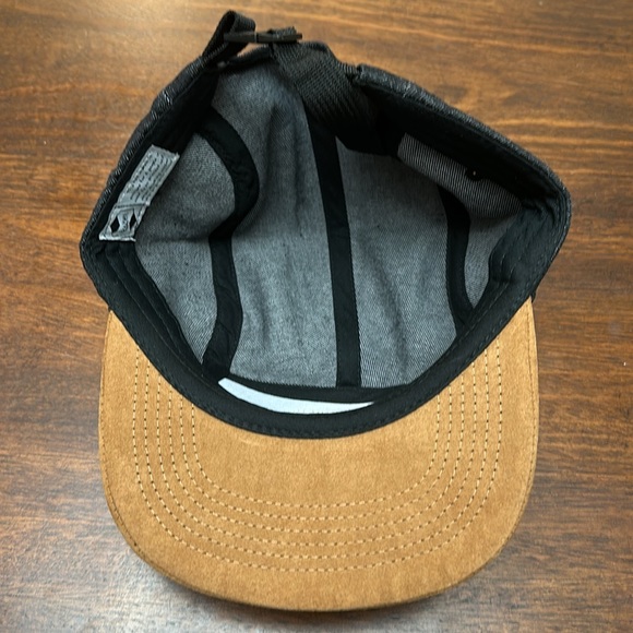 SixHats Adjustable Hat - Picture 3 of 3